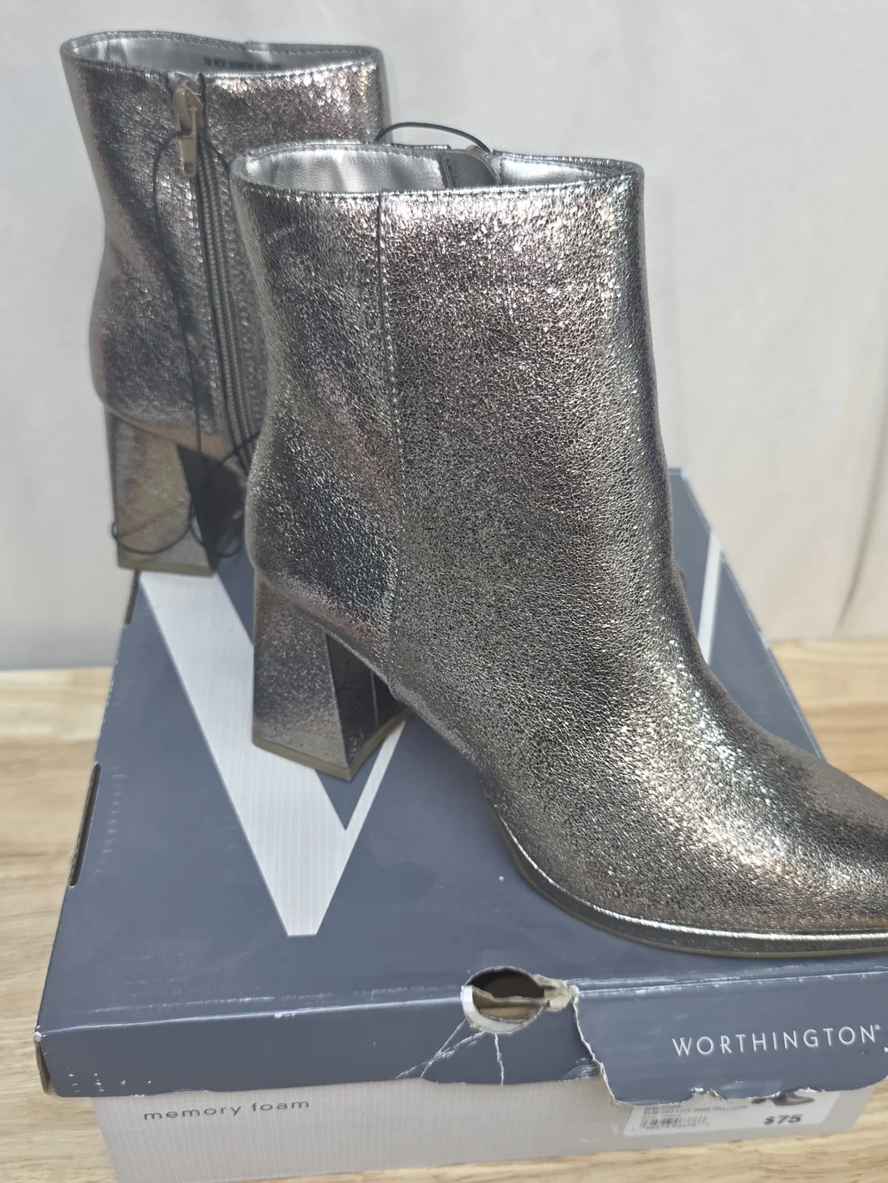 Worthington Pewter Metallic Pointed Toe Ankle Boots 7 M New